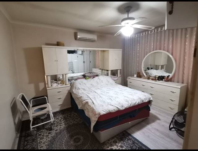 3 BEDROOM HOUSE FOR SALE IN KARLIENPARK